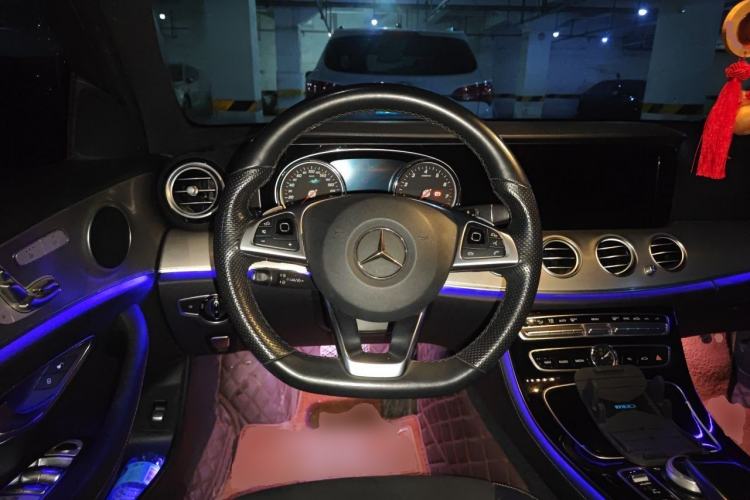 Used Mercedes-Benz E-Class 2016 E 300 L Sport Luxury Model Steering Wheel