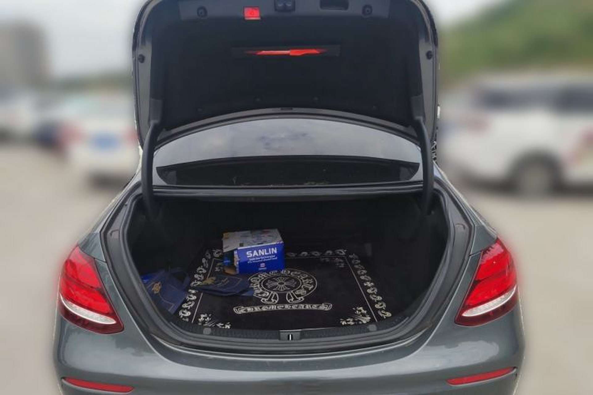 Used Mercedes-Benz E-Class 2016 E 200 L Sport Edition Trunk