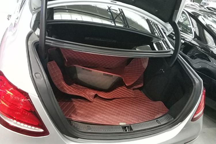 Used Mercedes-Benz E-Class 2016 E 200 L Trunk