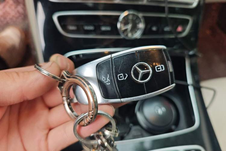 Used Mercedes-Benz E-Class 2016 E 300 L Luxury Model Vehicle Key