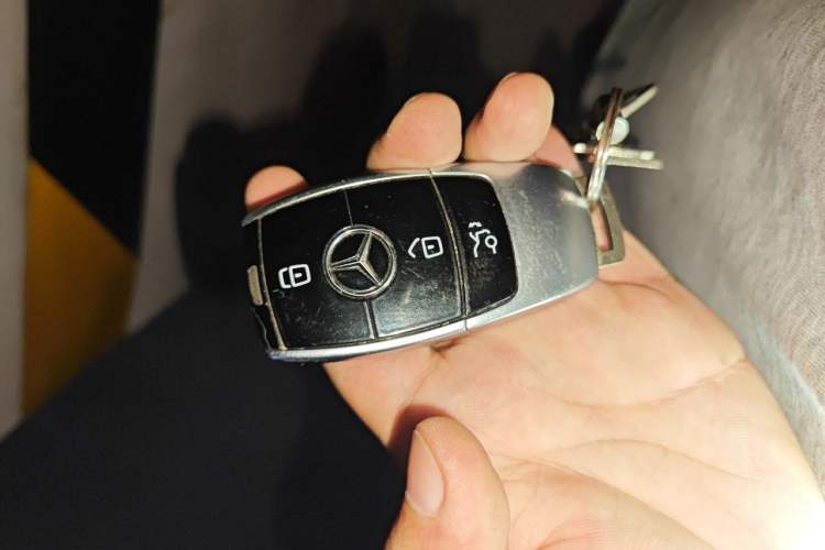 Used Mercedes-Benz E-Class 2016 E 300 L Sport Luxury Model Vehicle Key