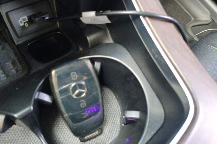 Used Mercedes-Benz E-Class 2016 E 200 L Vehicle Key