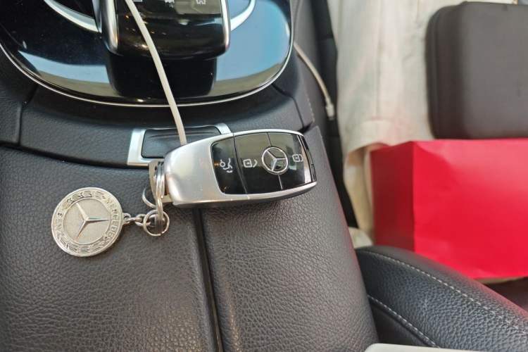 Used Mercedes-Benz E-Class 2016 E 300 L Sporty and Stylish Model Vehicle Key