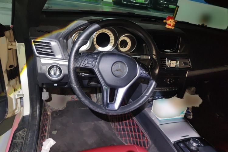 Used Mercedes-Benz E-Class 2016 E 200 Coupe Dynamic Edition Steering Wheel