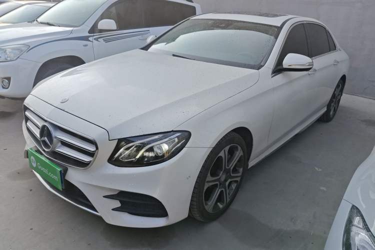 Used Mercedes-Benz E-Class 2016 E 300 L Sporty and Stylish Model Guazi used car, China used car export, Used car for sale, Used cars, Cheapest cars for sale