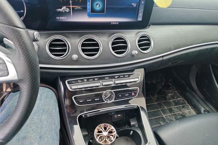Used Mercedes-Benz E-Class 2016 E 200 L Sport Edition Audio And AC Panel
