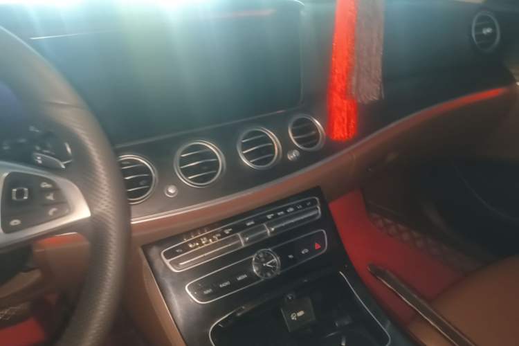 Used Mercedes-Benz E-Class 2016 E 200 L Sport Edition Audio And AC Panel