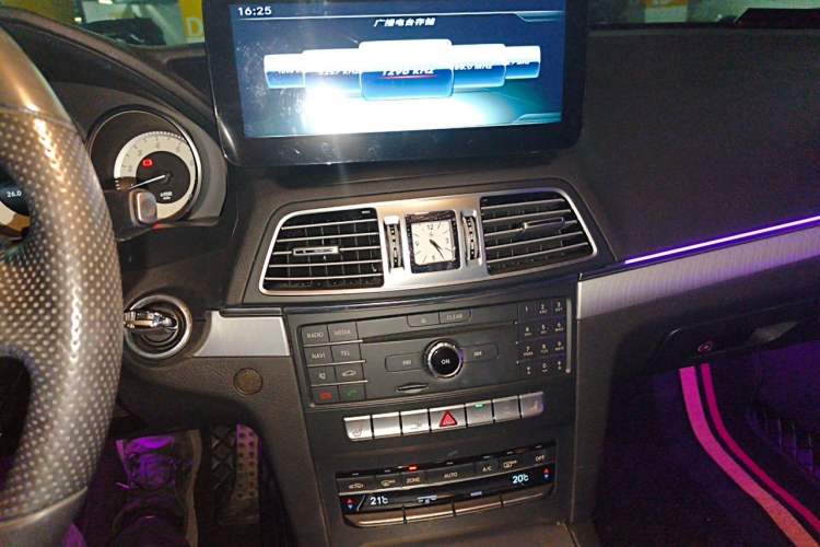 Used Mercedes-Benz E-Class 2016 E 200 Coupe Dynamic Edition Audio And AC Panel