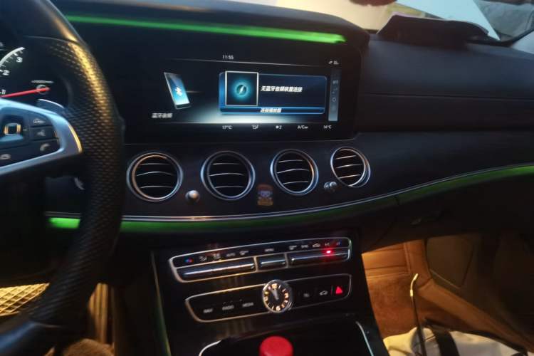 Used Mercedes-Benz E-Class  Audio And AC Panel