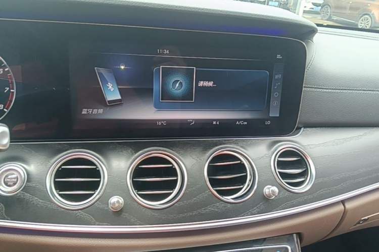 Used Mercedes-Benz E-Class 2016 E 200 L Sport Edition Audio And AC Panel