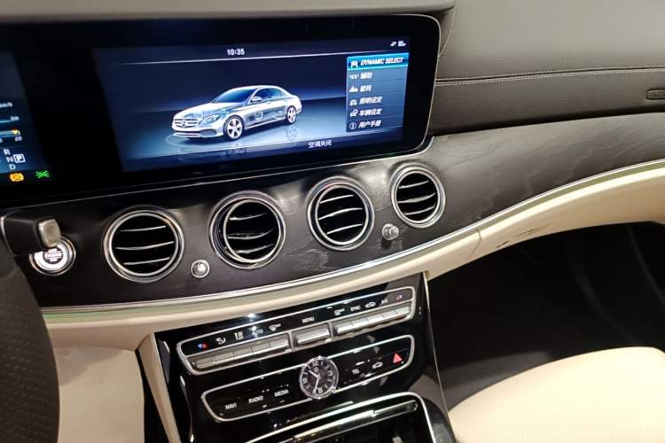 Used Mercedes-Benz E-Class 2016 E 200 L Sport Edition Audio And AC Panel