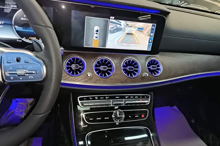Used Mercedes-Benz E-Class 2016 E 200 L Audio And AC Panel