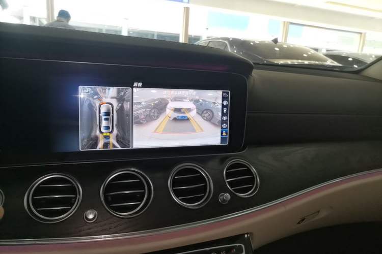 Used Mercedes-Benz E-Class 2016 E 300 L Sport Luxury Model Audio And AC Panel