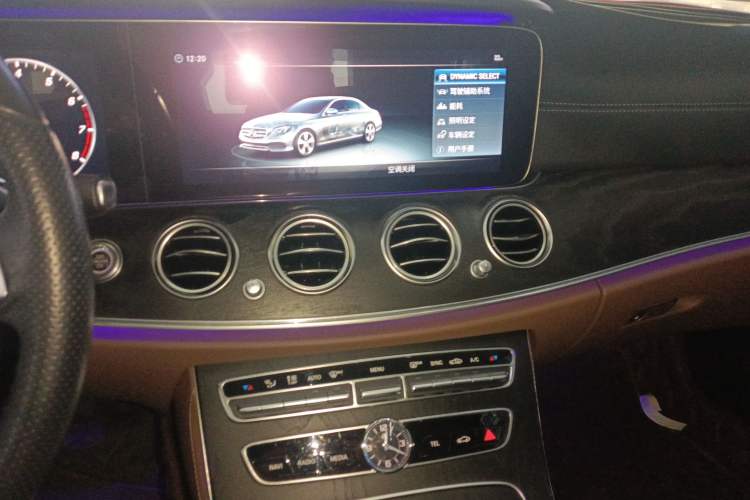 Used Mercedes-Benz E-Class 2016 E 200 L Sport Edition Audio And AC Panel