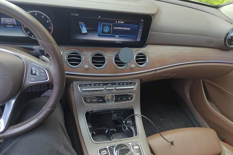 Used Mercedes-Benz E-Class 2016 E 200 L Audio And AC Panel