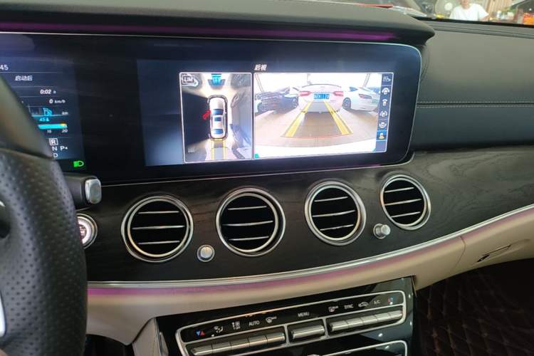 Used Mercedes-Benz E-Class 2016 E 300 L Sport Luxury Model Audio And AC Panel