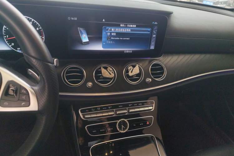 Used Mercedes-Benz E-Class 2016 E 200 L Sport Edition Audio And AC Panel