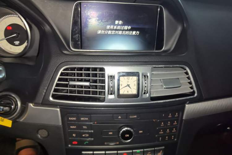 Used Mercedes-Benz E-Class 2016 E 200 Coupe Dynamic Edition Audio And AC Panel