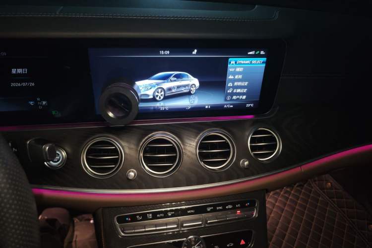 Used Mercedes-Benz E-Class 2016 E 200 L Sport Edition Audio And AC Panel