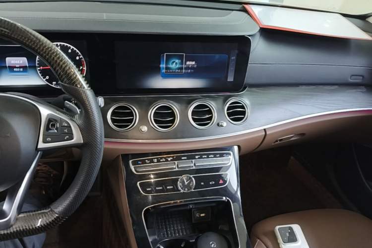 Used Mercedes-Benz E-Class 2016 E 300 L Sporty and Stylish Model Audio And AC Panel