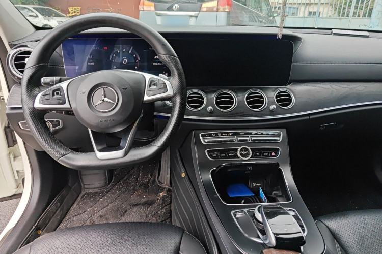 Used Mercedes-Benz E-Class 2016 E 300 L Sporty and Stylish Model Center Console