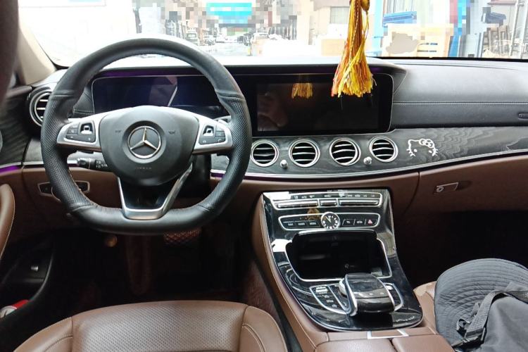 Used Mercedes-Benz E-Class 2016 E 300 L Sporty and Stylish Model Center Console