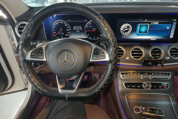 Used Mercedes-Benz E-Class 2016 E 300 L Sporty and Stylish Model Center Console