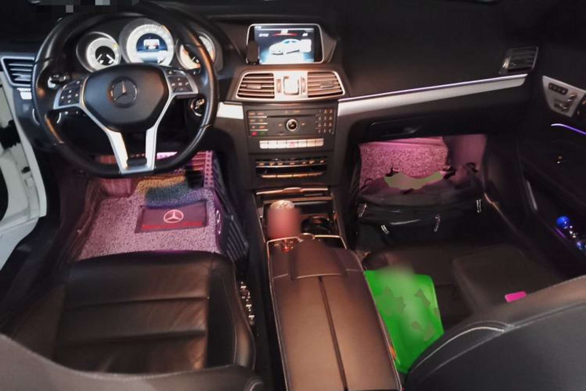 Used Mercedes-Benz E-Class 2016 E 200 Coupe Dynamic Edition Center Console