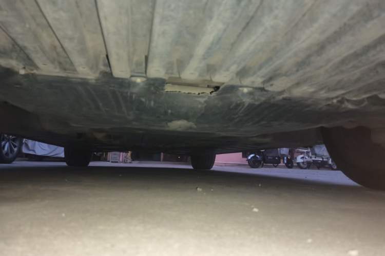 Used Mercedes-Benz E-Class  Chassis Front