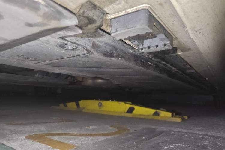 Used Mercedes-Benz E-Class 2016 E 300 L Stylish Model Chassis Front Left