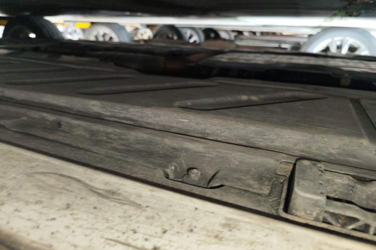 Used Mercedes-Benz E-Class 2016 E 200 L Sport Edition Chassis Front Left