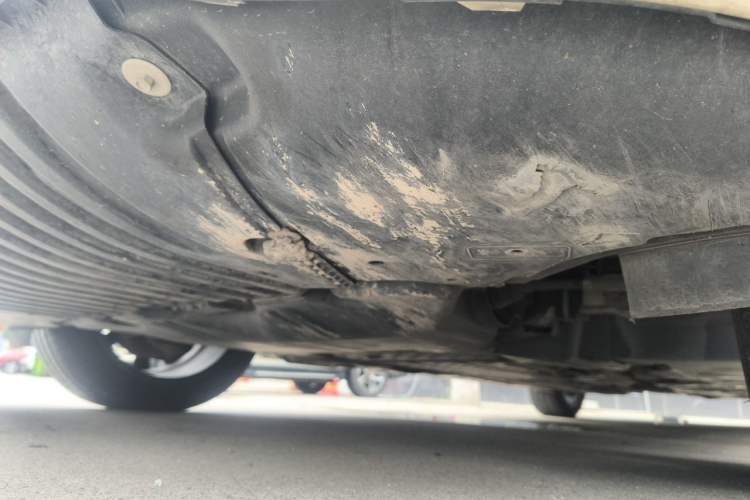 Used Mercedes-Benz E-Class 2016 E 200 L Chassis Front Left