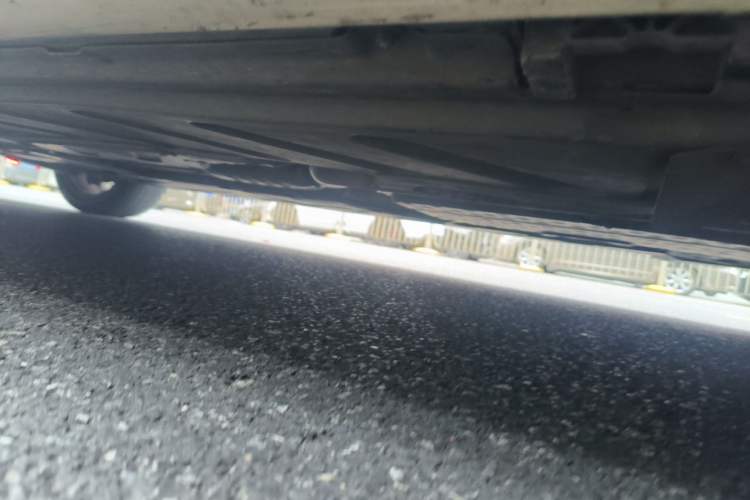 Used Mercedes-Benz E-Class 2016 E 200 L Sport Edition Chassis Front Right