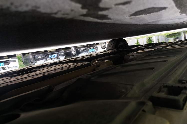 Used Mercedes-Benz E-Class 2016 E 200 L Chassis Front Right