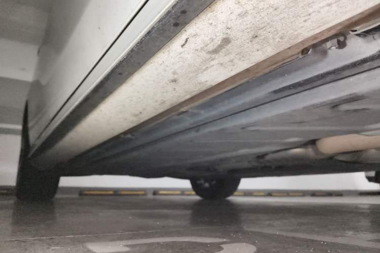 Used Mercedes-Benz E-Class 2016 E 200 L Sport Edition Chassis Front Right