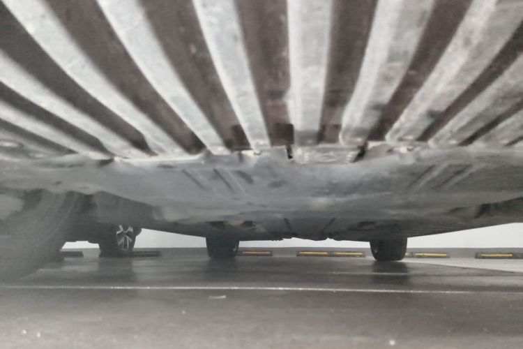 Used Mercedes-Benz E-Class 2016 E 200 L Sport Edition Chassis Front