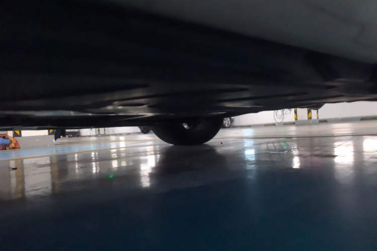 Used Mercedes-Benz E-Class 2016 E 200 L Sport Edition Chassis Rear Left