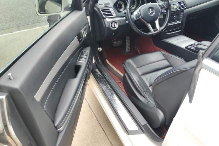 Used Mercedes-Benz E-Class 2016 E 200 Coupe Dynamic Edition Driver Seat