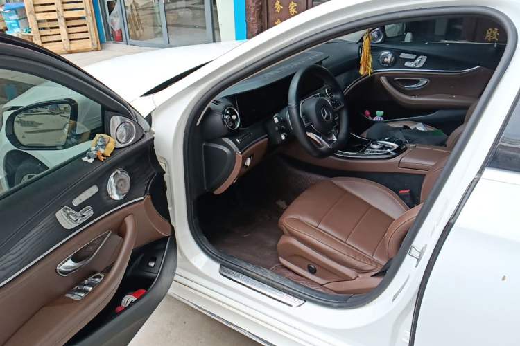 Used Mercedes-Benz E-Class 2016 E 300 L Sporty and Stylish Model Driver Seat