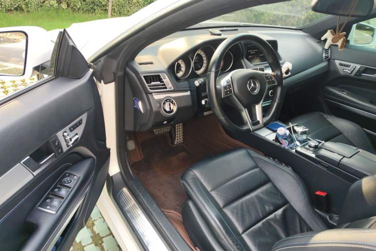 Used Mercedes-Benz E-Class 2016 E 200 Coupe Dynamic Edition Driver Seat