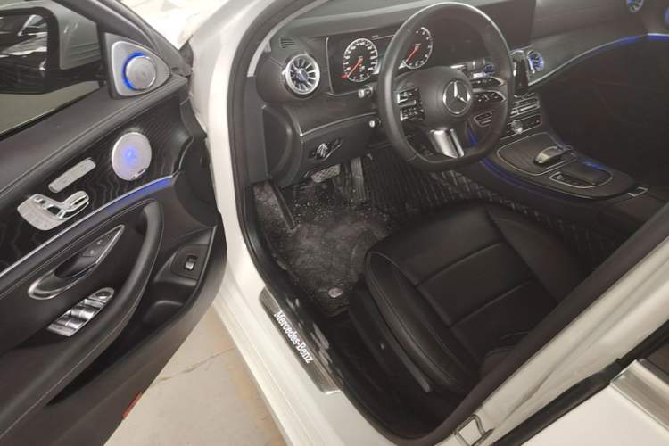 Used Mercedes-Benz E-Class 2016 E 300 L Sporty and Stylish Model Driver Seat