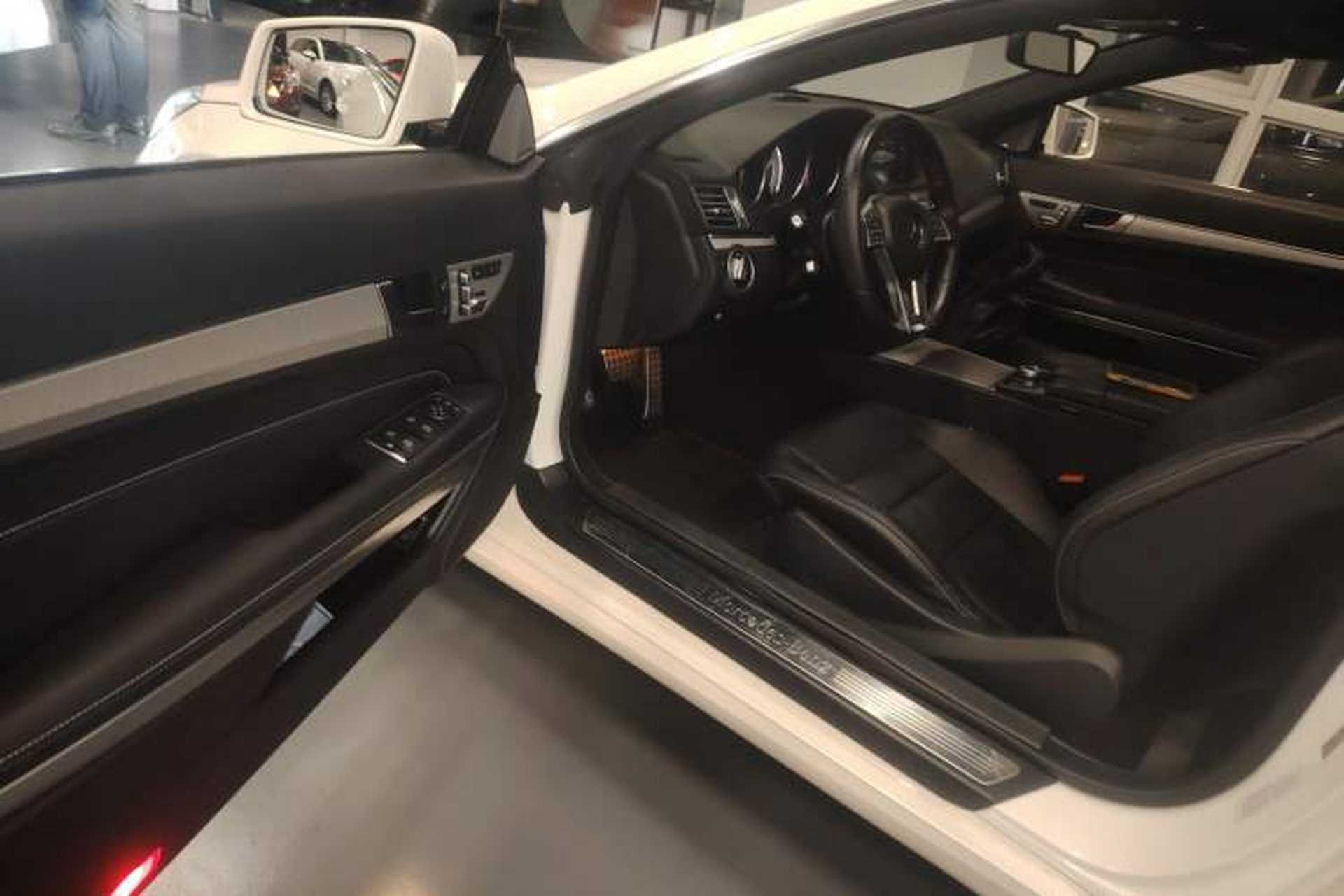 Used Mercedes-Benz E-Class 2016 E 260 Convertible Coupe Dynamic Edition Driver Seat