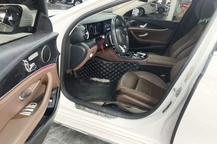 Used Mercedes-Benz E-Class 2016 E 200 L Sport Edition Driver Seat