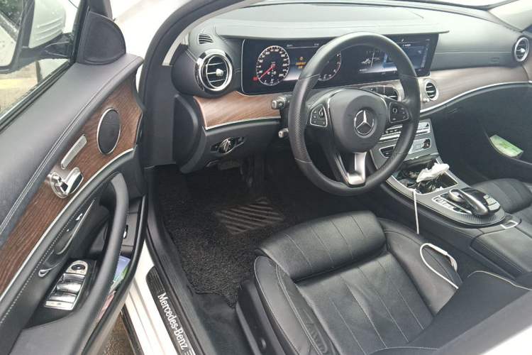 Used Mercedes-Benz E-Class 2016 E 200 L Driver Seat