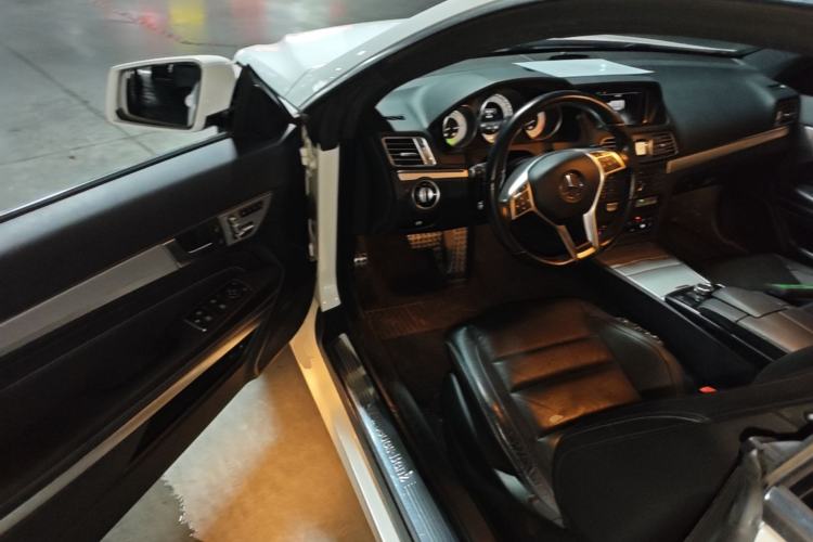 Used Mercedes-Benz E-Class 2016 E 200 Coupe Dynamic Edition Driver Seat