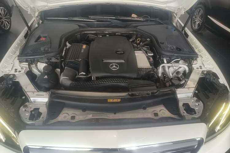 Used Mercedes-Benz E-Class 2016 E 200 L Sport Edition Engine Bay