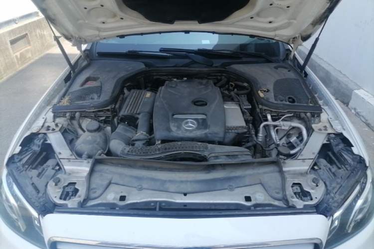 Used Mercedes-Benz E-Class 2016 E 200 L Sport Edition Engine Bay