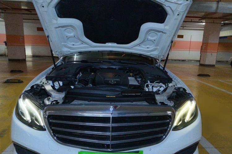 Used Mercedes-Benz E-Class 2016 E 300 L Luxury Model Engine Bay