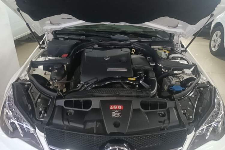 Used Mercedes-Benz E-Class 2016 E 260 Coupe Dynamic Edition Engine Bay