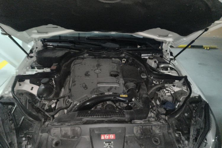 Used Mercedes-Benz E-Class 2016 E 200 Coupe Dynamic Edition Engine Bay